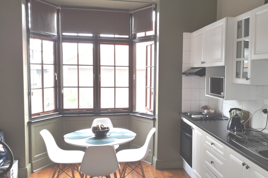 To Let 1 Bedroom Property for Rent in Sea Point Western Cape